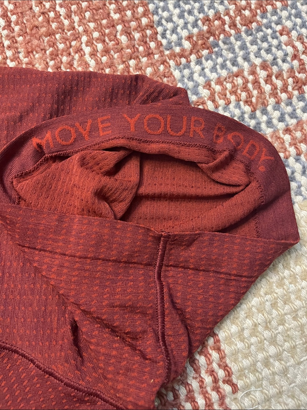 Lululemon Metal Vent Tech Short Sleeve Shirt Men’s Large Burgundy Red EUC - Picture 8 of 11